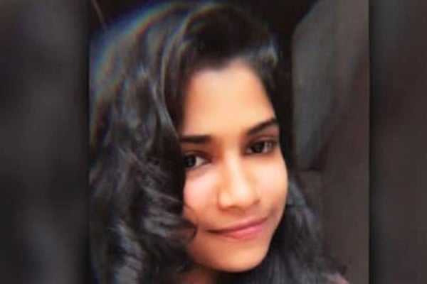 காதலியை காப்பாற்ற போராடிய காதலன் பொலிஸாரினால் கைது | Girl Friend Dies Boy Friend Arrest