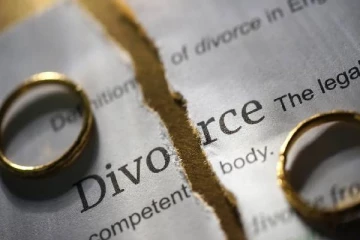 44 நாட்கள் ஆனால் வெறும் 6 முறைதான்..ஒரே மாதத்தில் விவாகரத்து கேட்ட மனைவி!