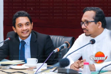 හඳුන්ට ශ්‍රවණ ආබාධයක් තියෙනවා බැටරිවලින් වැඩ කරන ශ්‍රවණ ආධාරකයක් දානවා අතේ කකුලේ අබාධයක් තියෙනවා - චතුරංග [PHOTO]