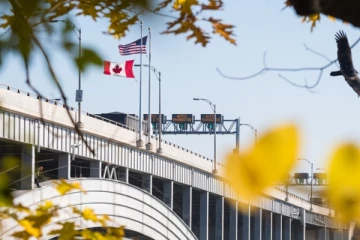 ஆயுதம் வைத்திருந்த அமெரிக்க பிரஜை