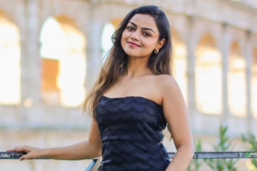 மாடர்ன் உடையில் ரசிகர்கள் மனதை கவர்ந்த சூப்பர் சிங்கர் பூஜா வெங்கட்..