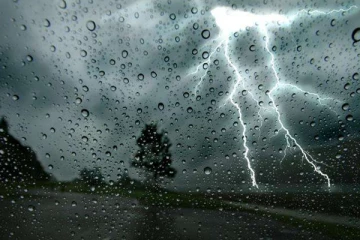 நிலவும் சீரற்ற காலநிலையால் ஒருவர் உயிரிழப்பு: மக்களுக்கு எச்சரிக்கை!