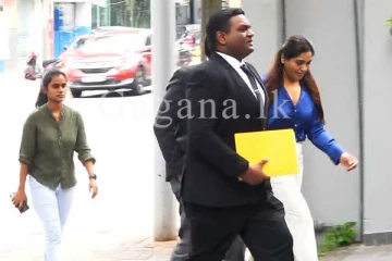 කෙහෙළියගේ දියණිය මානව හිමිකමට ගිහින් කරපු දේ.