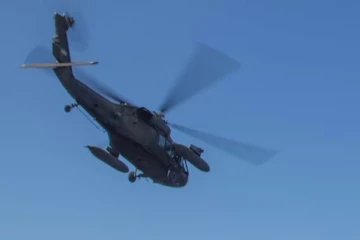 இலங்கையில் ஹெலிகொப்டர் விபத்தில் ஐவர் பலி