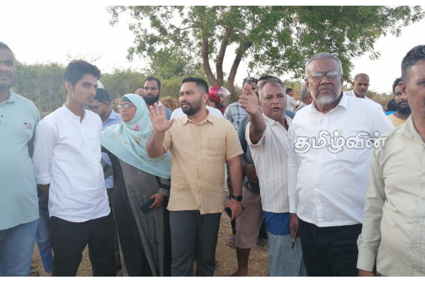 அபகரித்த விவசாய காணியை மீள பெற நீதி கேட்க சென்ற மக்களை தாக்கிய பொலிஸார் | Police Attack People Justice Agricultural Land