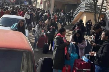 உக்ரனில் இருந்து  வெளியேற  இலங்கை மாணவர்களுக்கு சிறப்பு வீசா!