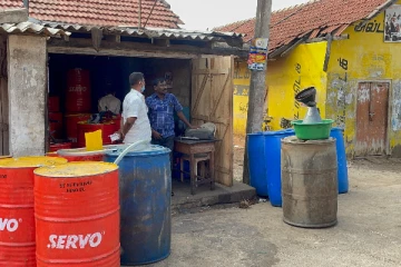 மன்னாரில் எரிபொருள் இன்மையால் கடற்தொழில் மற்றும் கருவாடு உற்பத்தி பாதிப்பு (Video)