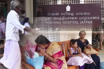 யாழ். போதனா வைத்தியசாலை சுகாதார ஊழியர் பணிப்புறக்கணிப்பு