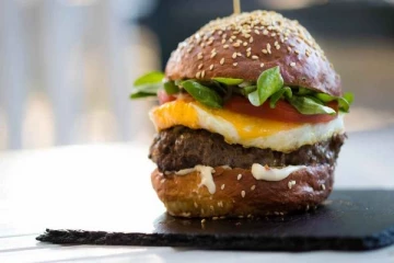 கனடாவில் இந்த ஆண்டில் அதிக விலைக்கு செய்யப்பட்ட உணவு ஆர்டர்