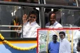 சென்னை பேருந்தில் பயணித்த முதலமைச்சர் விஜய்!