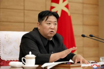 பாடசாலை மாணவர்கள் இருவருக்கு மரண தண்டனை நிறைவேற்றிய வடகொரியா: அவர்களின் குற்றம்?