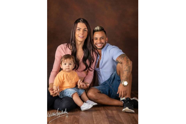 திருநம்பி திருநங்கைக்கு பிறந்த குழந்தை - வியப்பில் மூழ்கிய போன மருத்துவர்கள்! எப்படி சாத்தியம்? | Colombian Transgender Couble Natural Pregnant Baby