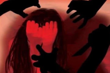 மயக்கமருந்து கொடுத்து பாலியல் பலாத்காரம் செய்த வக்கீல்! விவகாரத்து கேட்டு வந்த பெண்ணுக்கு நேர்ந்த கொடூரம்!