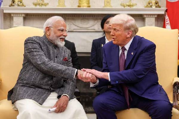 உக்ரைனில் ரஷ்யாவின் போருக்கு இந்தியா நிதியுதவி: வெள்ளை மாளிகை அதிகாரி குற்றச்சாட்டு | India Financing Russia Ukraine War