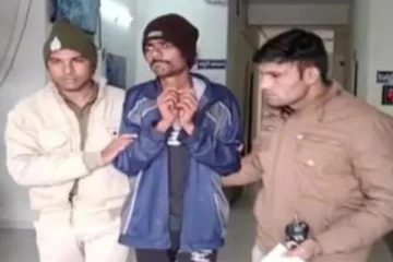 என் வேண்டுதலை ஏன் நிறைவேற்றல.. கோவில்களை இடித்து தரைமட்டமாக்கிய இளைஞர்!