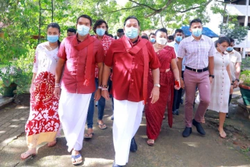 மகிந்த குடும்பத்துக்கு வெளிநாடொன்றில் இவ்வளவு சொத்துக்களா?  வெளியான  தகவல்!