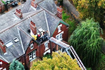 இங்கிலாந்தில் மூன்று மாடி வீட்டின் கூரையில் கிடந்த சடலம்: மக்களை அதிர்ச்சிக்குள்ளாக்கிய ஒரு சம்பவம்...