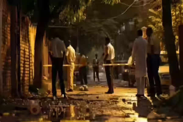 தாய், மனைவியை கொடூரமாக கொன்று நரமாமிசம் சாப்பிட்ட இளைஞர் - பகீர் சம்பவம் | Man Kills Mother Wife And Eats Flesh Up