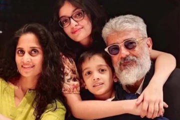 மனைவி ஷாலினியுடன் நெருக்கமாக அஜித்! வெளிநாட்டில் ரொமான்ஸ் செய்யும் ஜோடி