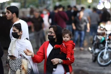 பெண்கள் கர்ப்பமடைந்தால் இனி அரசுக்கு தெரியப்படுத்த வேண்டும்: அறிவித்த பிரபல நாடு