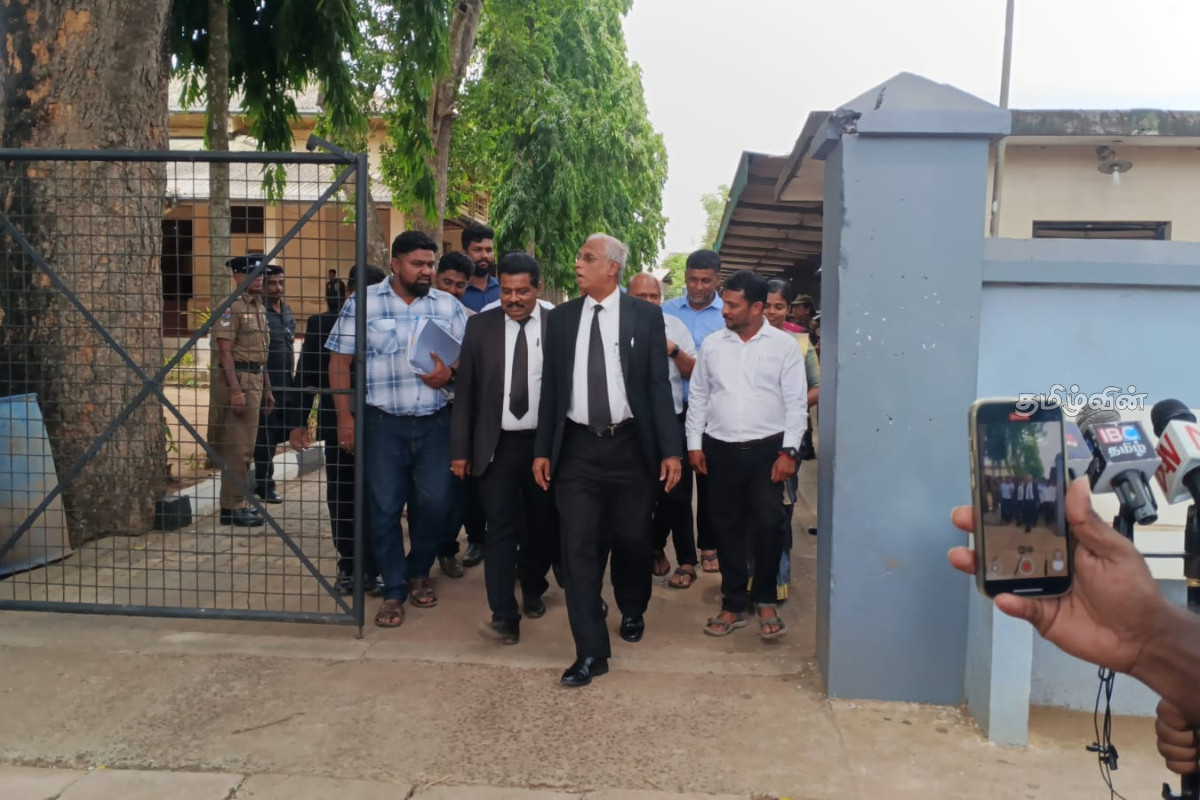 வவுனியா மாநகரசபை மேயரை பதவி நீக்கிய ஆளுனரின் வர்த்தமானிக்கு இடைக்கால தடை | Interim Stay On Vavuniya Mayor Removal