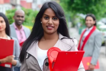 யார் இந்த தமிழ் வம்சாவளி உமா குமரன்- இங்கிலாந்து நாட்டின் எம்.பி.யாக தேர்வு!