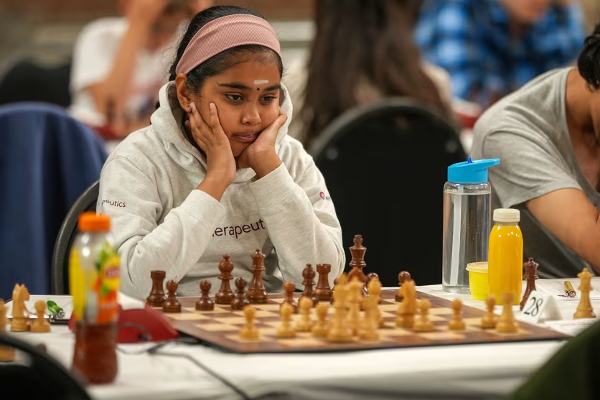 சதுரங்கத்தில் சாதனை படைத்த 10 வயது சிறுமி | Bodhana Made History At The Chess