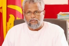 வடக்கு, கிழக்கில் தமிழ் மொழிக்கு முன்னுரிமை வழங்கப்பட வேண்டும்: டக்ளஸ்