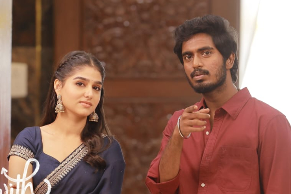 விஜய் பட டைட்டிலை மிஸ் செய்த டூரிஸ்ட் பேமிலி இயக்குநர் அபிஷன் ஜீவிந்த்.. அட இப்படி ஆகிருச்சே | With Love Team Missed Priyamudan Movie Title