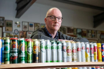 பியர் கான்களை விற்று கோடீஸ்வரரான தாத்தா