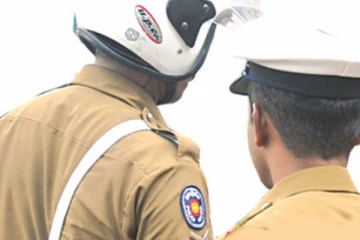 யாழில் மதுபோதையில் கடமையில் ஈடுபட்ட பொலிஸார் மீது முன்வைக்கப்பட்டுள்ள குற்றச்சாட்டு