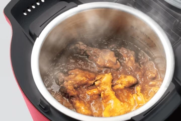 தப்பி தவறி கூட இந்த உணவுகளை அடிக்கடி சூடுபடுத்தி சாப்பிடாதீங்க... ஆபத்தை ஏற்படுத்துமாம்!