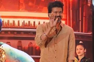 எவ்ளோ உயர பறந்தாலும்.. லியோ மேடையில் ரஜினியை மறைமுகமாக தாக்கி பேசிய இயக்குனர்