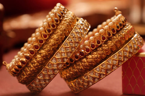 3 நாட்களாக தொடர்ந்து ஏறிய நிலையில் குறைந்த தங்கம் விலை - இன்றைய நிலவரம் - தமிழ்நாடு