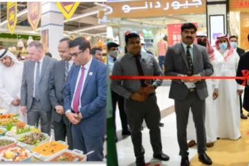 துபாயில் உள்ள சந்தையில் சிறிலங்கா தயாரிப்புகள்