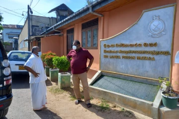 தடுத்து வைக்கப்பட்டுள்ள அரசியல் கைதியொருவரை கொழும்பு மகசின் சிறைச்சாலைக்கு மாற்றுமாறு கோரிக்கை