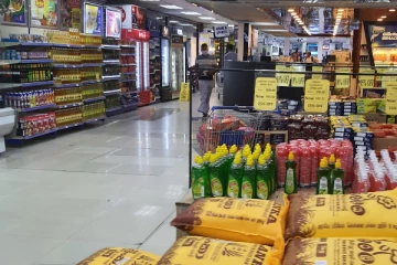 இலங்கையில் உச்சம் தொட்ட பணவீக்கம் ; திண்டாடும் மக்கள்!