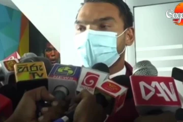 ජල ක්රීඩා කරන්නේ නැතුව වරායවල් බලන්න යන්න බෑනේ.. ඇමති නාමල්ගෙන් සැර ප්රකාශයක්.. (VIDEO)