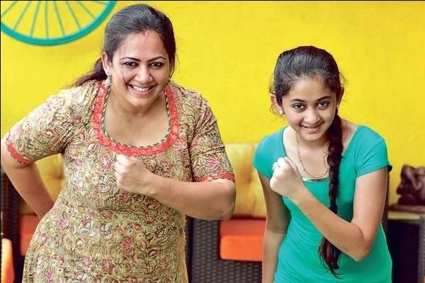 15 வயதிலேயே தொகுப்பாளினி அர்ச்சனாவின் மகளுக்கு இப்படியொரு சோகமா?- கலங்கிய பிரபலம்