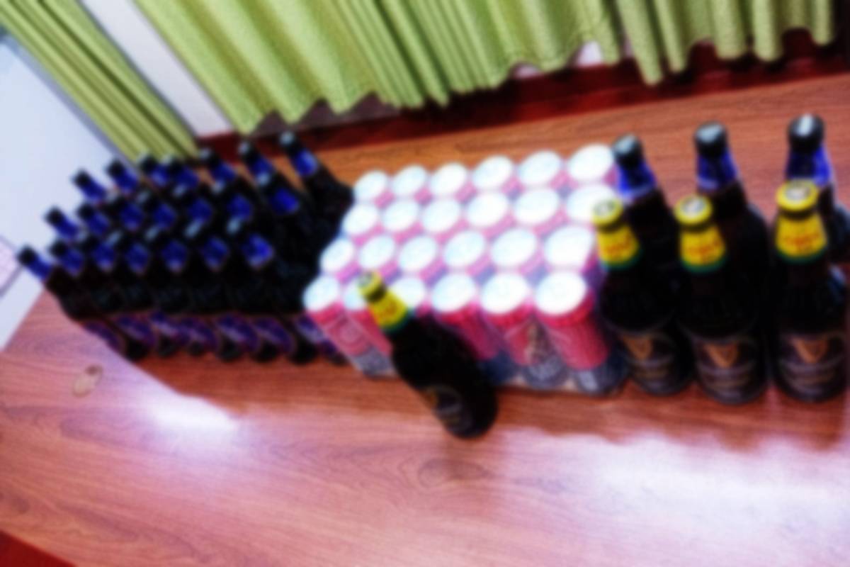 யாழில் சட்டவிரோதமாக மதுபானம் விற்ற ஒருவர் கைது! | Illegal Liquor Sale Arrest Jaffna Maruthankerny