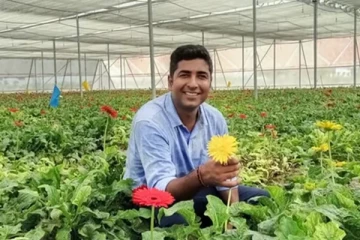 Microsoft வேலையை விட்டுவிட்டு விவசாயத்தில் இறங்கிய இளைஞர்.. மாதம் ரூ1.5 லட்சம் வருமானம்