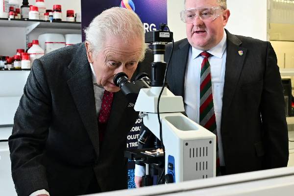 புற்றுநோய் சிகிச்சை... சார்லஸ் மன்னர் வெளியிட்ட புதிய தகவல் | Charles Reveals Cancer Treatment புற்றுநோய் சிகிச்சை... சார்லஸ் மன்னர் வெளியிட்ட புதிய தகவல் | Charles Reveals Cancer Treatment