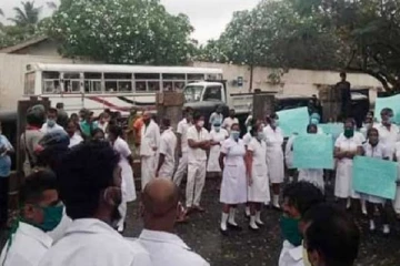 கண்டி வைத்தியசாலையில்‘குடை’யால்  வெடித்த மோதல்