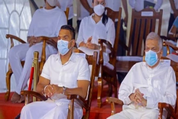 இலங்கையின் புதிய பிரதமருக்கு நாமல் வாழ்த்து (PHOTO)