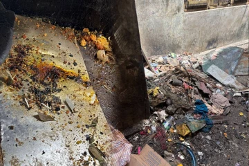மன்னாரில் சுகாதார சீர்கேட்டுடன் இயங்கிய வடை தயாரிப்பு நிலையம் மூடல்