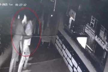 போதையில் அநாகரிகமாக நடந்துகொண்ட பொலிஸார் இடமாற்றம்