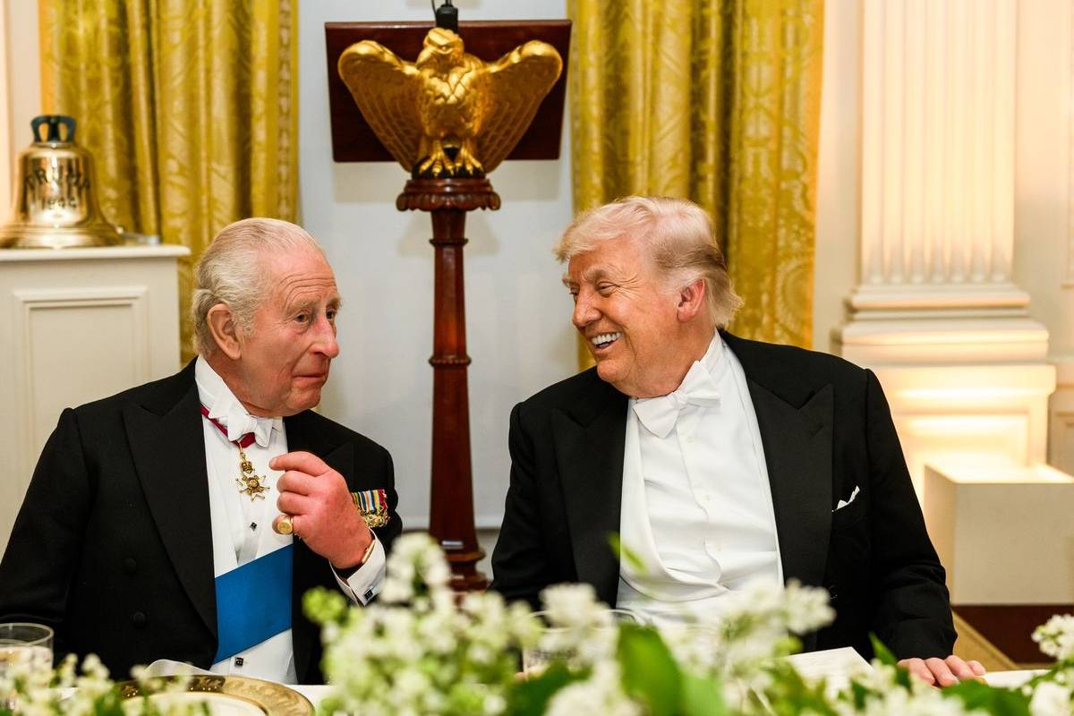 கனடாவின் தலைவர் நான்தான்... சொல்லவேண்டியதை எல்லாம் சிரித்துக்கொண்டே சொல்லிவிட்ட மன்னர் சார்லஸ் | King Charles Reminds Smile He Is Head Of Canada