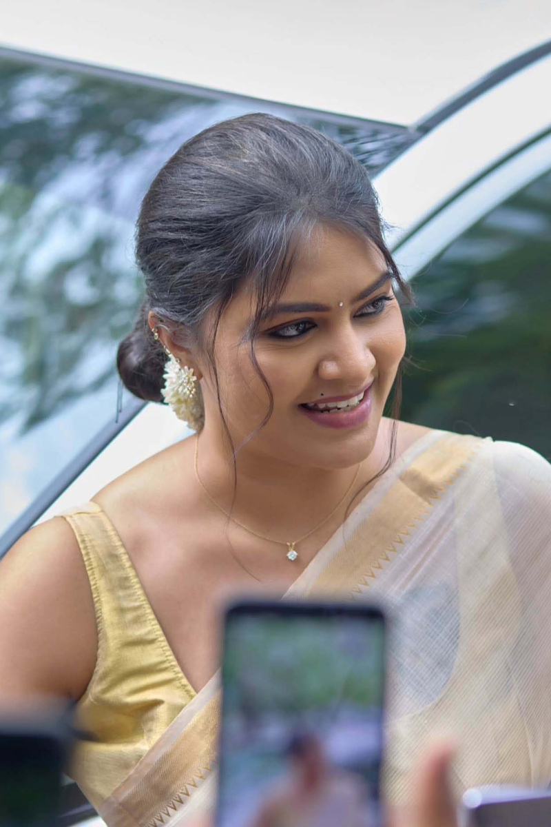 புடவையில் ரச்சிதா மகாலட்சுமி வெளியிட்ட புகைப்படம்... | Actress Rachitha Mahalakshmi Saree Photoshoot