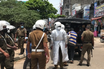 தனியார் கல்வி நிலையத்தில் மாணவர்களுக்கும் ஆசிரியருக்குமிடையில் மோதல்! வவுனியாவில் சம்பவம்