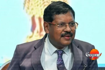අගවිනිසුරුට උසාවිය ඇතුලෙ සපත්තුවෙන් ගහලා - මෙන්න විස්තරය